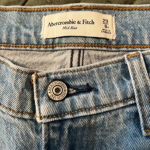 Abercrombie and Fitch Mid Rise Jeans | Size 29